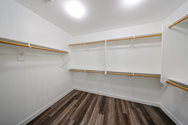 Building Photo - 16982 W Rio Vista Ln