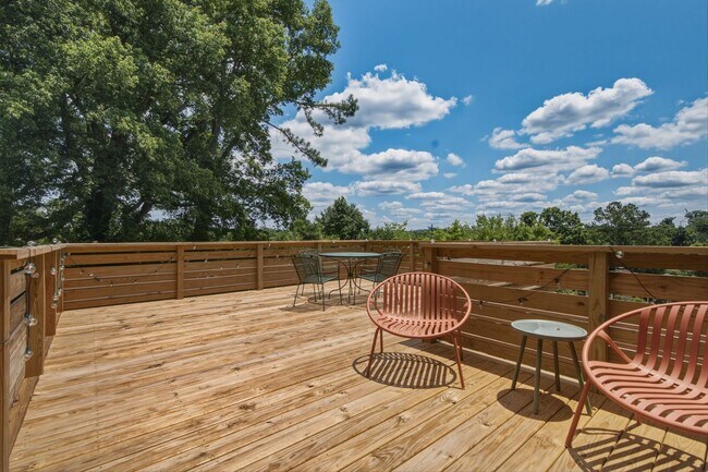 Building Photo - 5028 Danby Dr