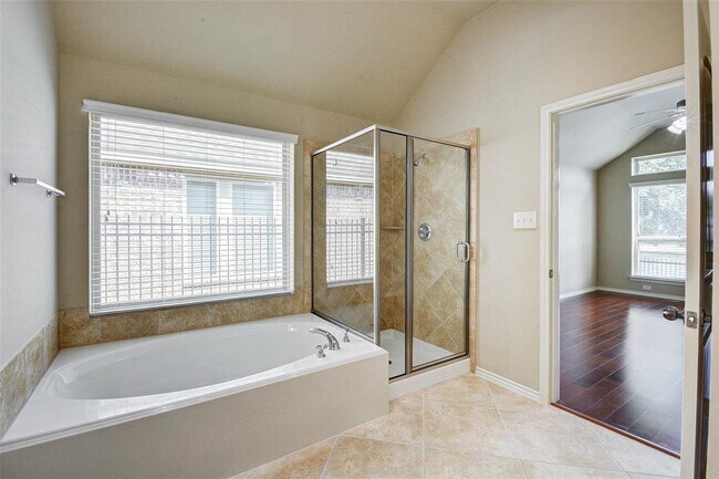 Building Photo - 26303 Crystal Cove Ln
