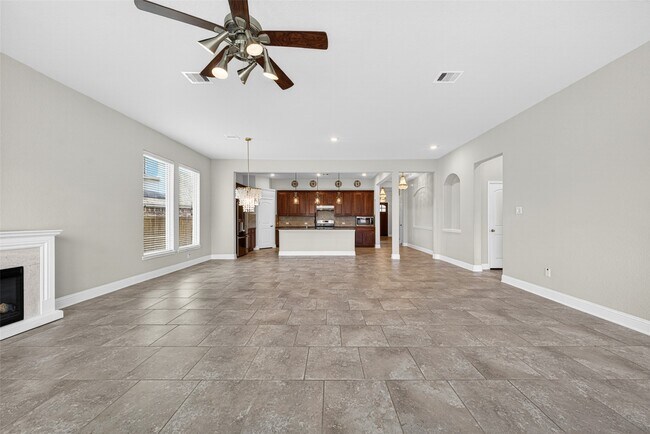 Building Photo - 19202 Presa Canyon Dr