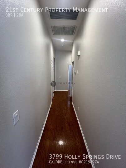 Building Photo - 3799 Holly Springs Dr