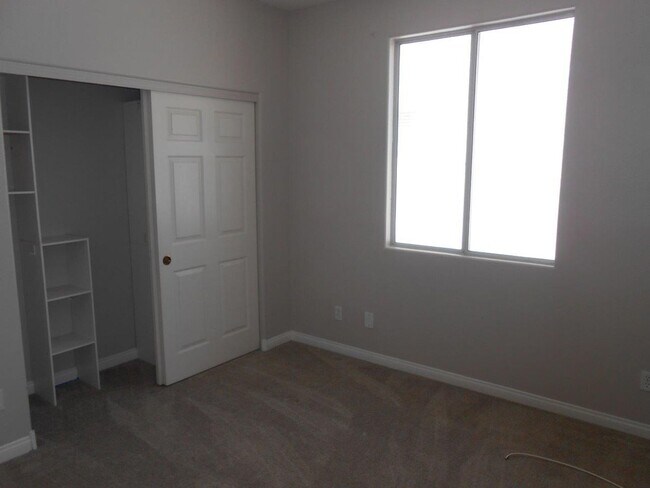 Building Photo - 1705 Havercamp St