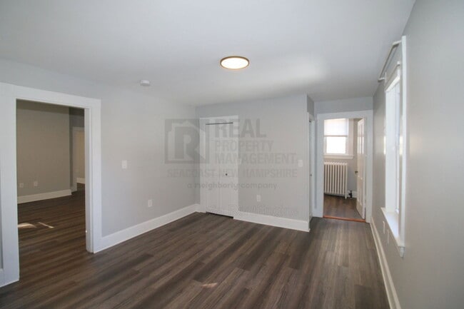 Building Photo - 285 Richards Ave