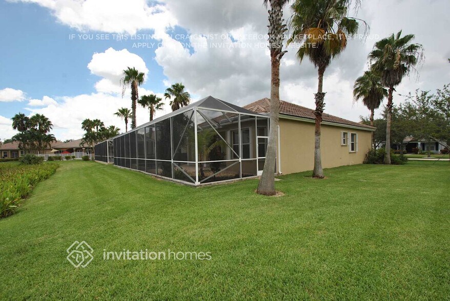 Building Photo - 9646 Savannah Estates Dr