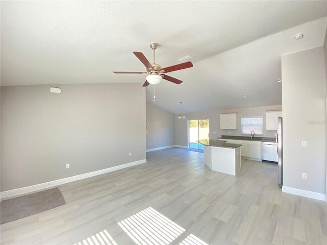 Building Photo - 2649 SW 152nd Ln