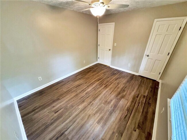 Building Photo - 4891 Raven Pl