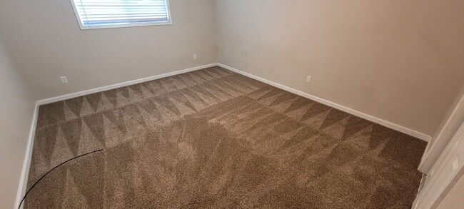 Building Photo - Spacious Home for Rent