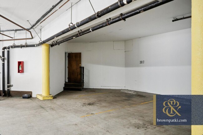Building Photo - 3501 Laguna St