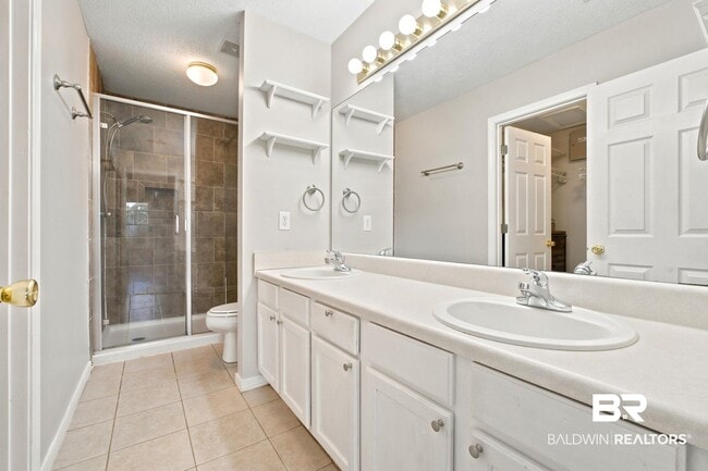 Building Photo - 7689 Audubon Dr