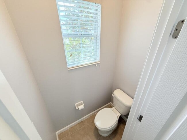 Building Photo - 1888 Compass Flower Way