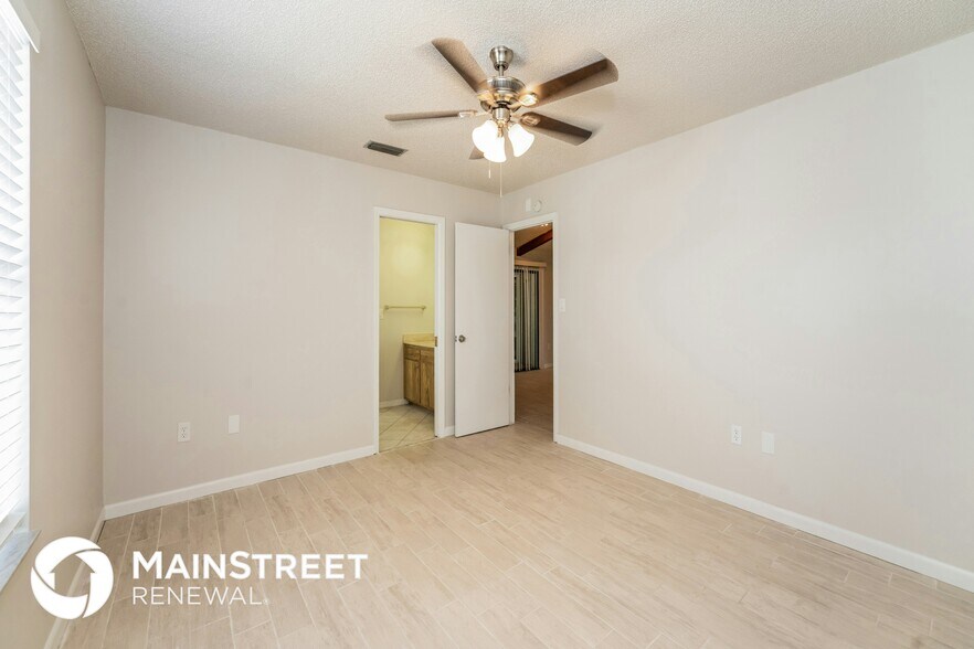 Building Photo - 4103 Skyway Dr
