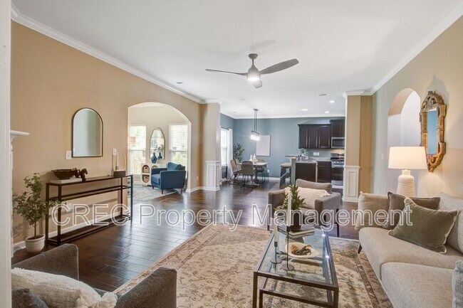 Building Photo - 202 Center Hill Ct