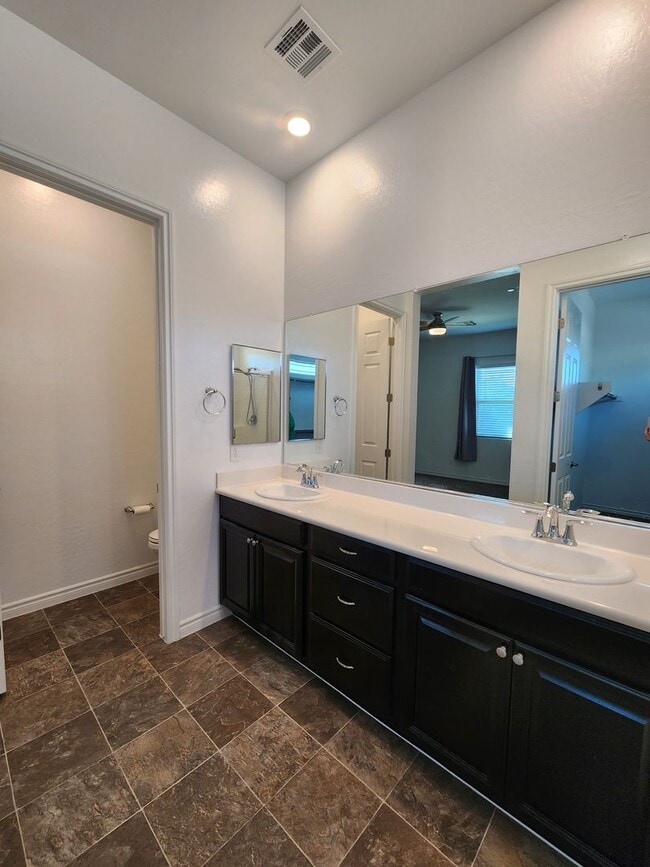 Building Photo - Guard-Gated Cadence 55+ Community | 2 Bed | Single Story Home