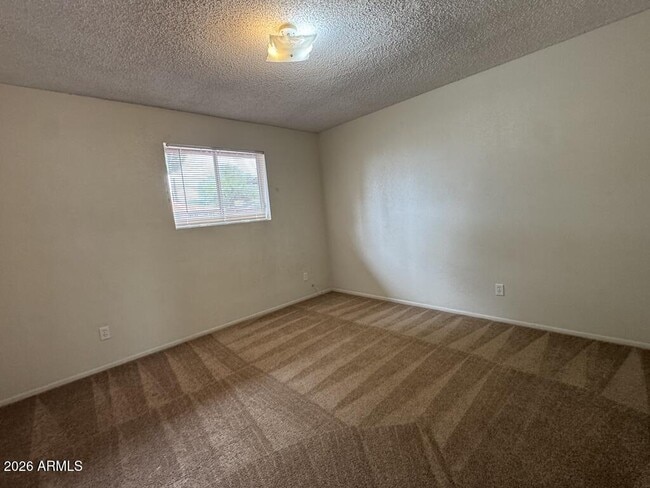 Building Photo - 1281 N Catalina Dr
