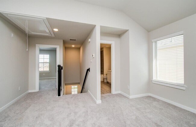 Building Photo - 21611 Sandy Dune Dr