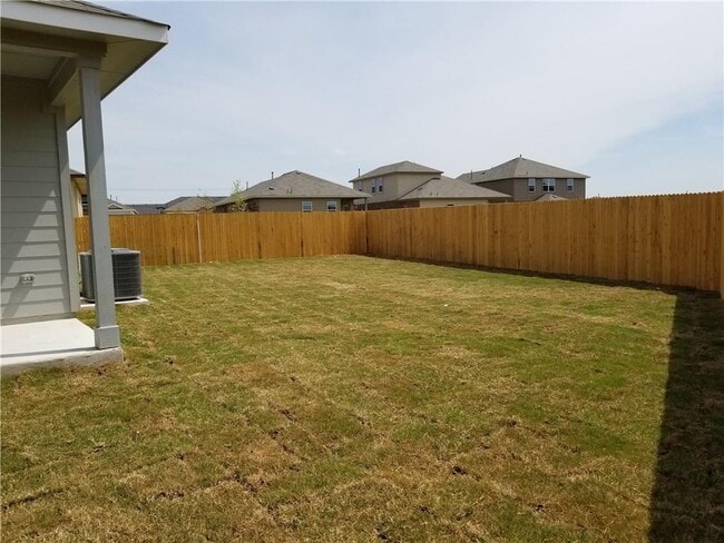 Building Photo - 2031 Port Ellen Dr