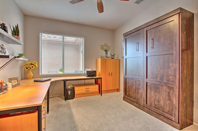 Building Photo - 17824 N Stone Haven Dr