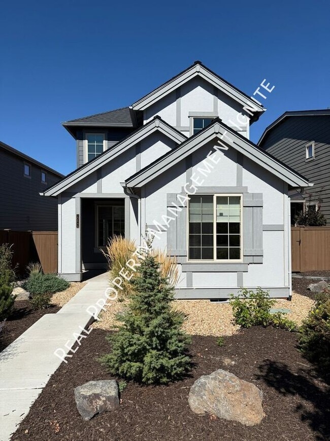 Primary Photo - 20844 SE Sunniberg Ln