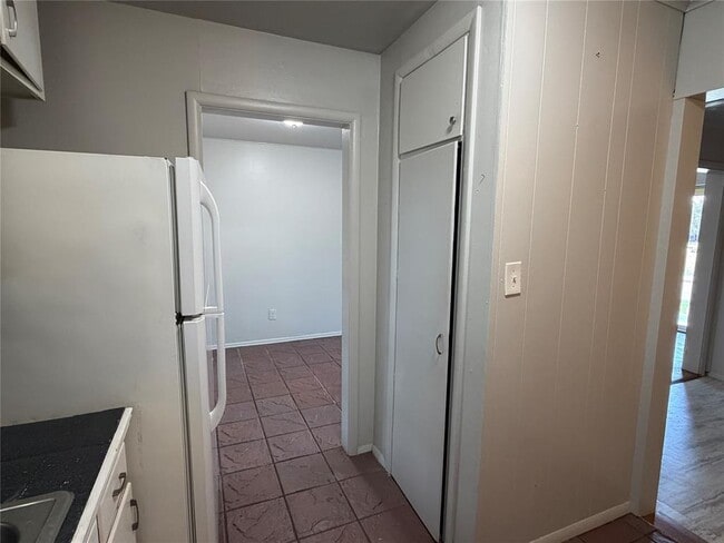 Building Photo - 3929 NW 32nd St