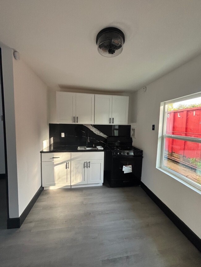 Building Photo - 7213 Moline St