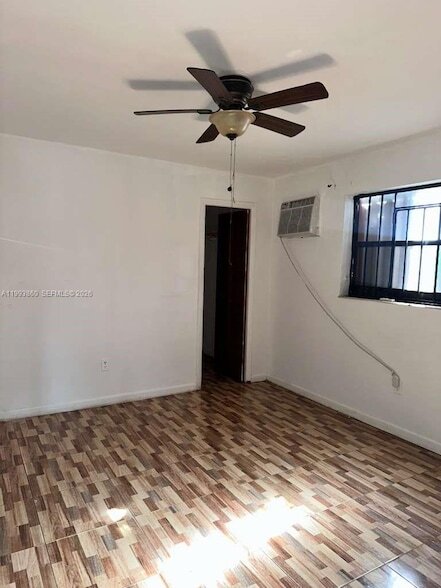 Building Photo - 576 NW 147th St