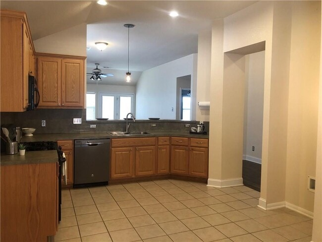 Building Photo - 2720 Granite Creek Dr