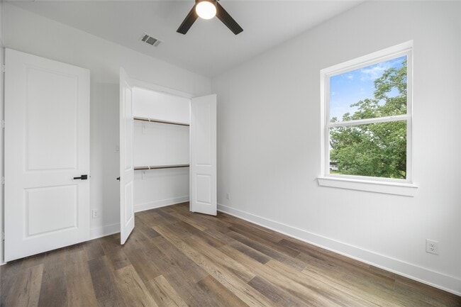 Building Photo - 6812 Tuskegee St