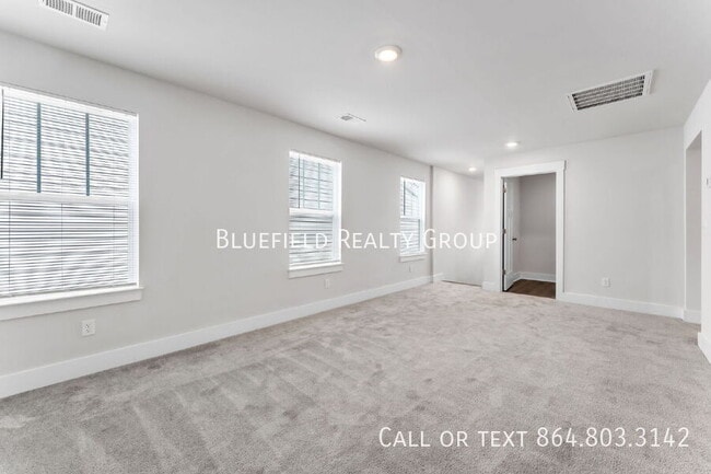 Building Photo - 1317 Algeddis Dr