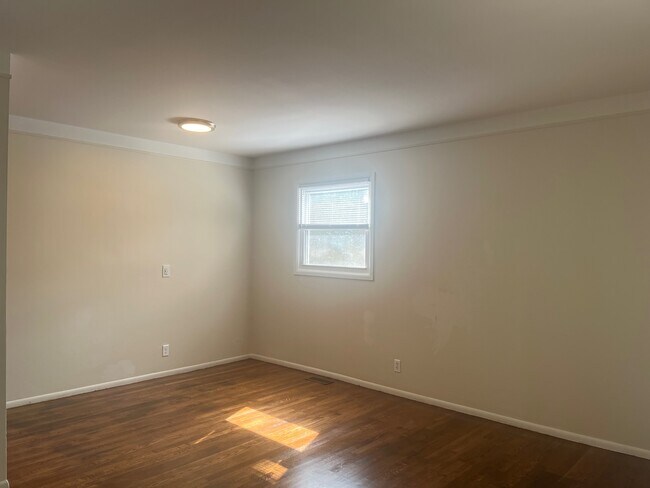 Building Photo - 47304 Jeffry