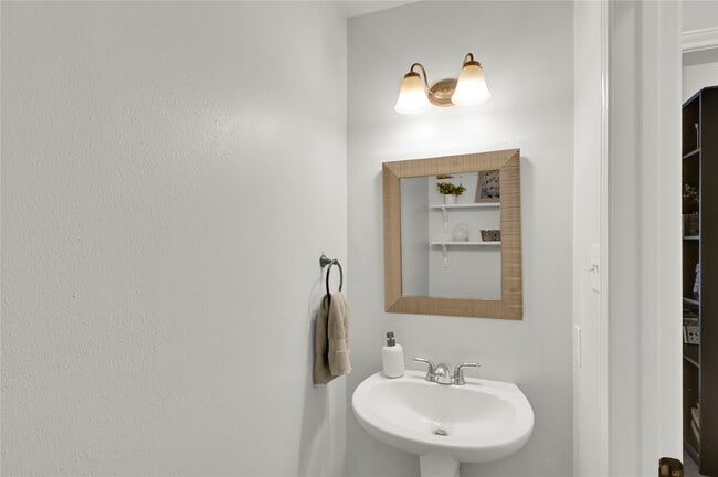 Building Photo - 25515 Buffalo Springs Ct