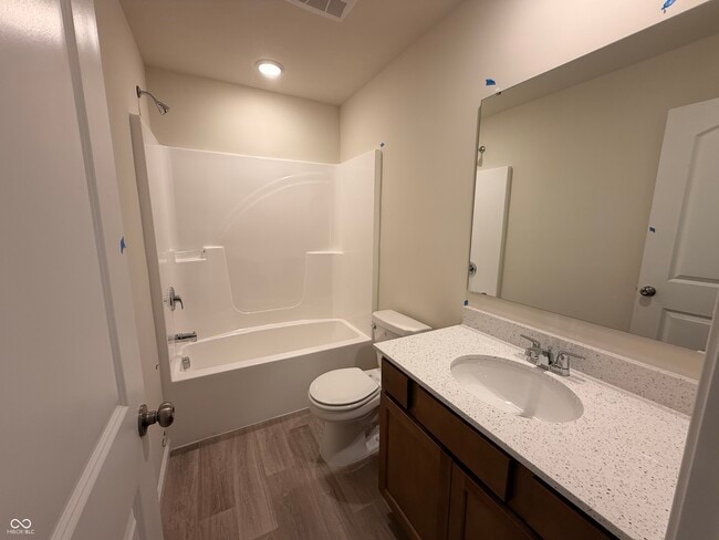 Building Photo - 3828 Sterling Dr