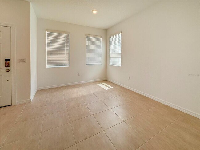 Building Photo - 8948 Daybreak St