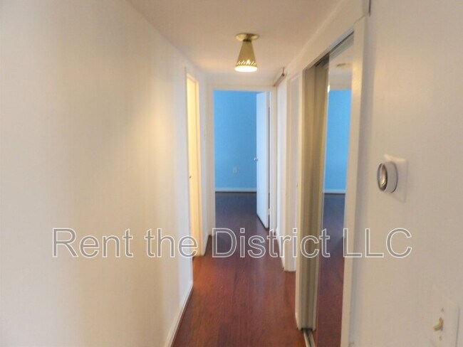Building Photo - 55 M St NW