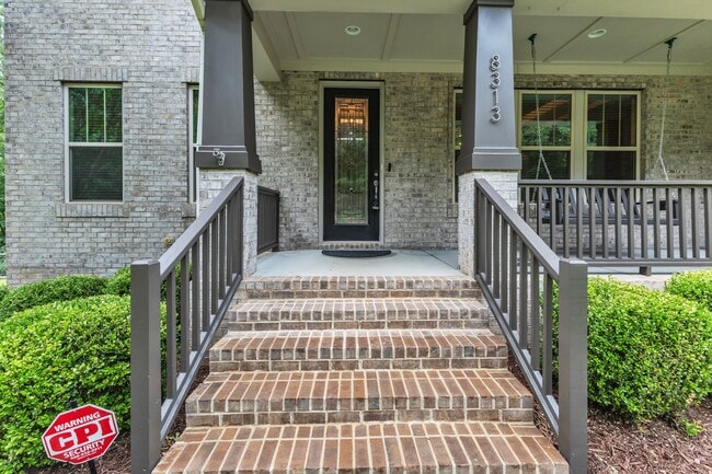 Building Photo - 8313 Henderson Rd
