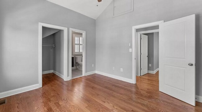 Building Photo - 2604 17th St NE