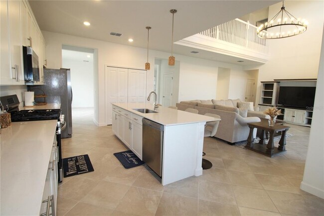 Building Photo - 15233 Sea Salt Wy