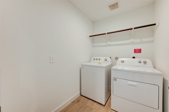 Building Photo - 30215 Lone Peak Dr