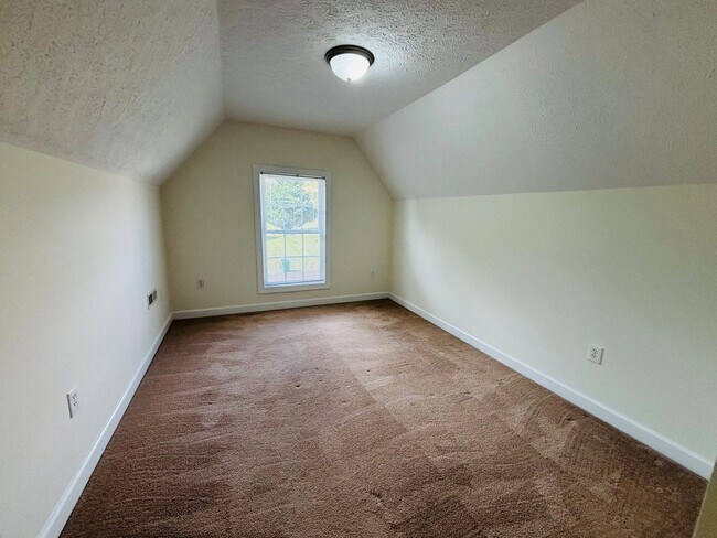 Building Photo - 1030-1060 - Elk Drive