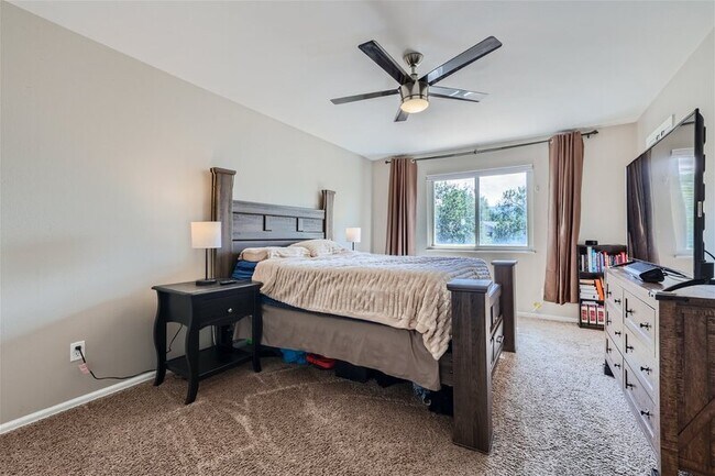 Building Photo - 2632 Prescott Cir W