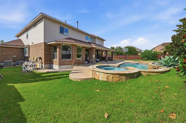 Building Photo - 2229 Champions Corner Dr