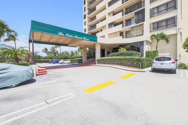 Building Photo - 5600 N Flagler Dr