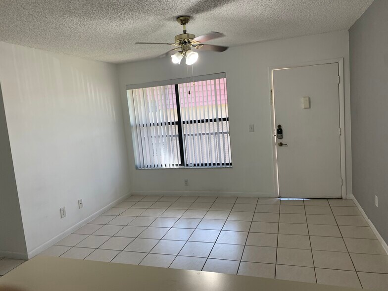 Building Photo - 14867 SW 104th St