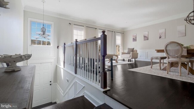 Building Photo - 303 Hilltop Ct