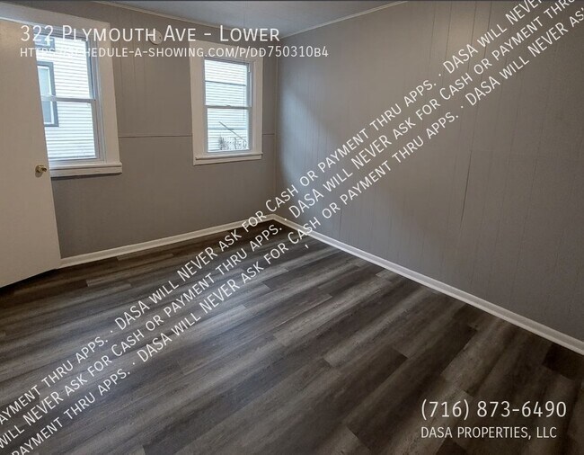 Building Photo - 322 Plymouth Ave