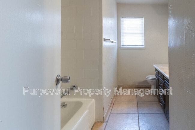 Building Photo - 1324 SW 61st Terrace