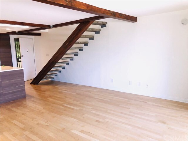 Building Photo - 1701 Clinton St