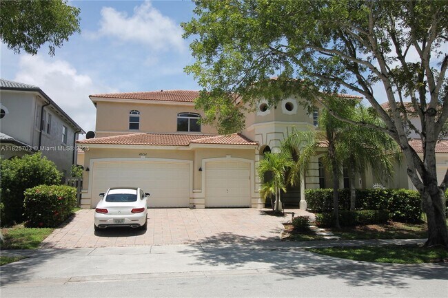 Building Photo - 20732 SW 87th Ct