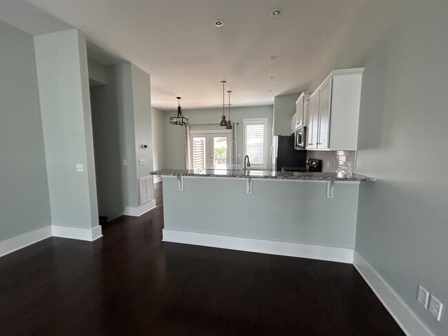 Building Photo - 6008 Richard Bradley Dr