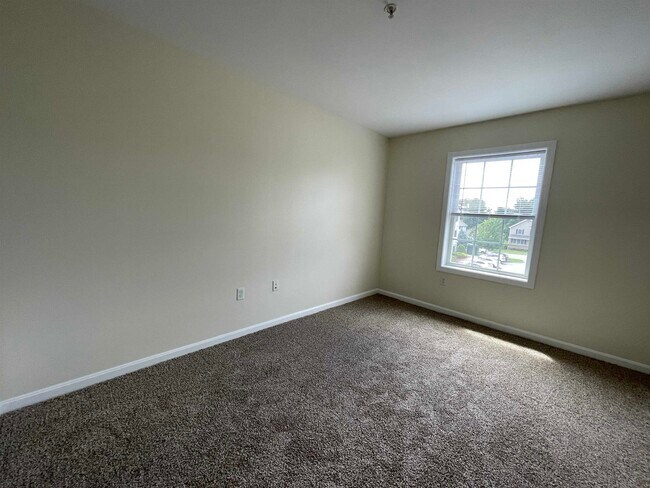 Building Photo - 20 Sentinel Court