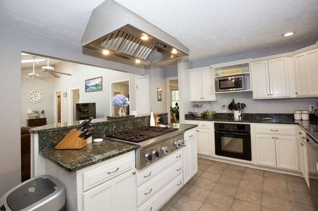 Building Photo - 3 bedroom home in Southern Pines
